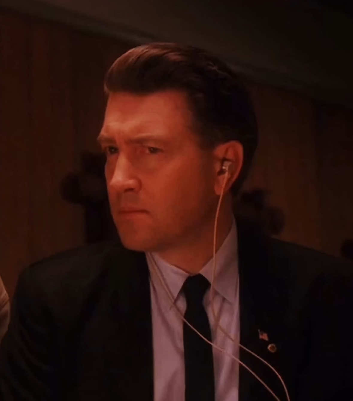 bring the goat back i have some films i'd like to make with him.... (preferably in my room)  #davidlynch #davidlynchedit #twinpeaks #gordoncole #gordoncoleedit #twinpeaksedit #bluevelvet #mulhollanddrive #erasedhead #inlandempire #dalecooperedit #dune #edit #kylemaclachlan 