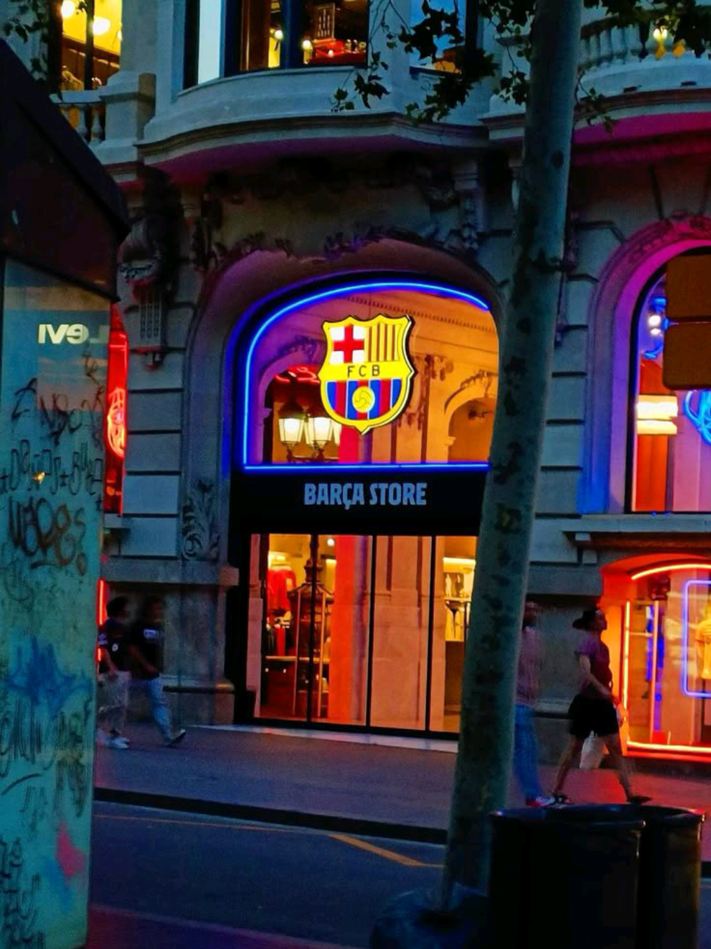 FCB BARCELONA 💙 ❤️‍🩹 💙  #fcbarcelona #clubbarcelona #viscabarca🔴🔵 #barçaontiktok #barcafanns #forbarca #cules💙❤️ #fc #viscabarca🔴🔵 #forbarca #elfutbol #paratiiiiiiiiiiiiiiiiiiiiiiiiiiiiiii #CapCut 