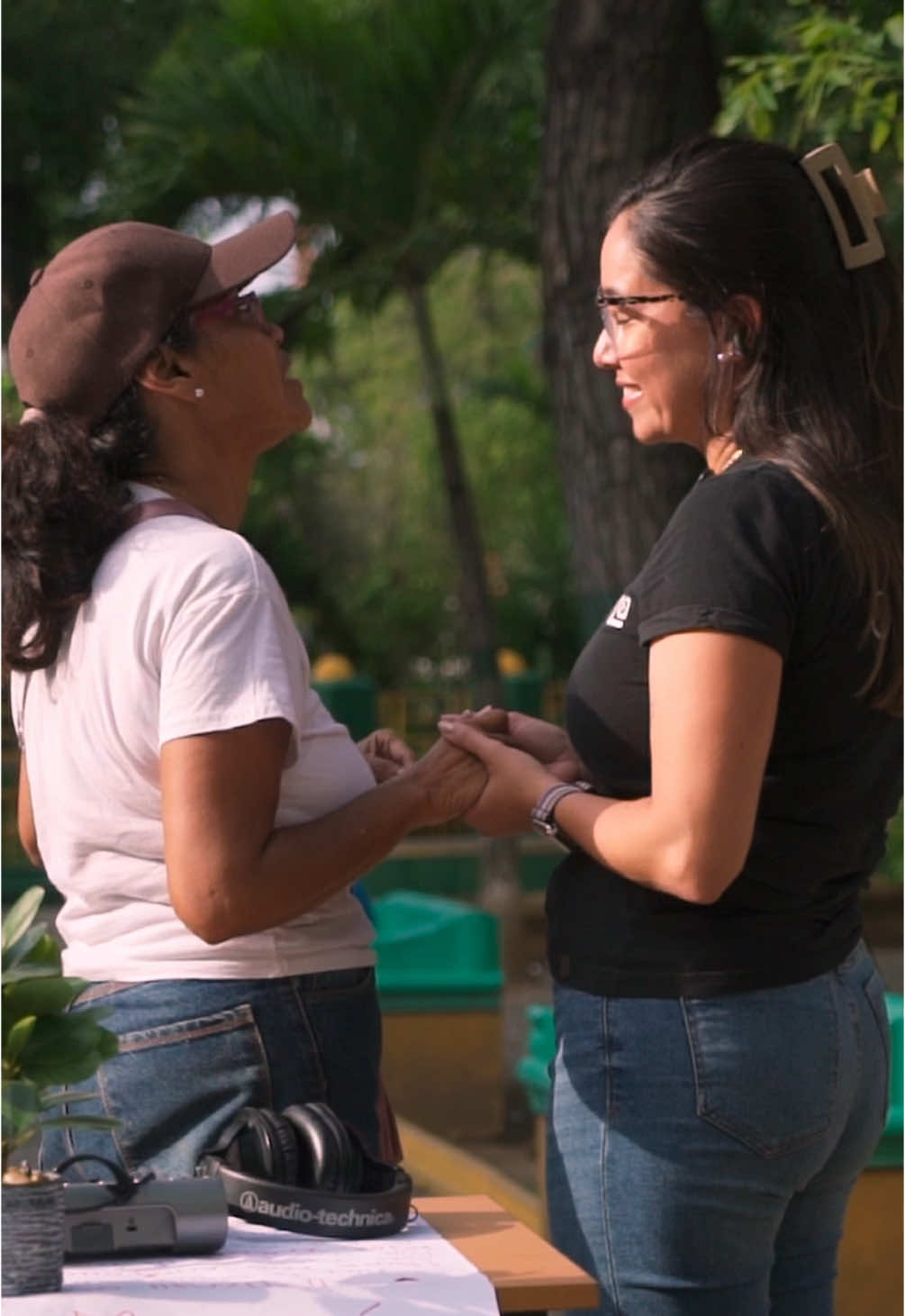 Si eres MAMÁ necesitas escuchar esto ❤️ Ponte los audífonos 🎧 #mama #hijos #amordemadre @Vengo sin manual 