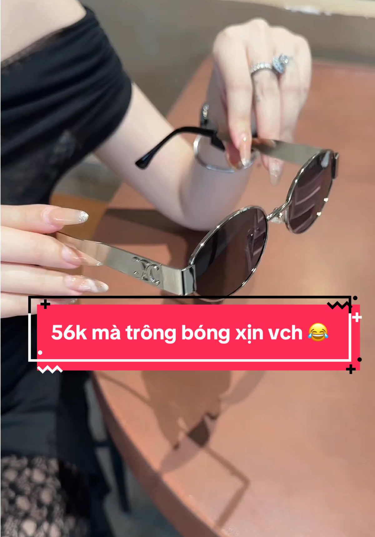 Nó bóng loáng xịn vch 😂