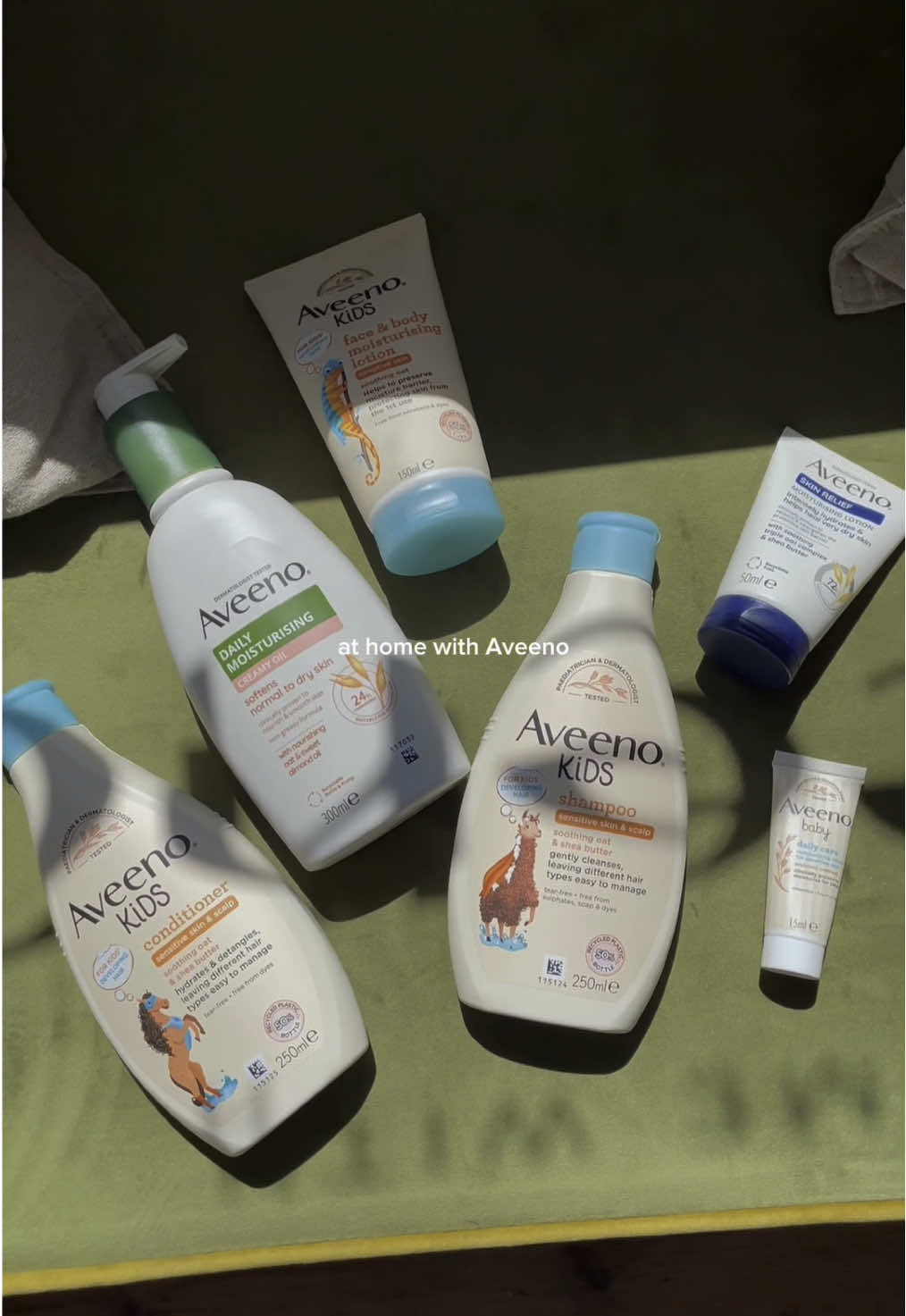 Had a wonderful weekend At Home With Aveeno 🤍💆🏾‍♀️🍃 #aveeno #AHWA #SelfCare #skincare #glowingskin #ugc #contentcreators #ukugc #creatorsearchinsights #CapCut 