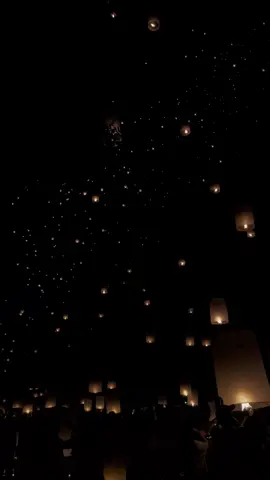 Vesak day in Borobudur 😍 #waisak #waisakborobudur #candiborobudur #borobudur #jawatengah #magelang 