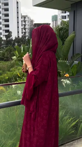 Burgundy abaya available now 🍒#abayagirls #abayafashion #abayastyle #hijab 