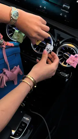 This isn’t just a car diffuser… it’s a statement. Inspired by the iconic Hermès aesthetic, our luxury car diffusers are made for those who care just as much about style as they do about scent. The fragrance? Addictively good. The look? Pure elegance. Restock just landed – and they’re selling fast. Don’t miss out!  #H#HermesStyleL#LuxuryCarDiffuserD#DriveInStyleC#CarAestheticsA#AutoPerfumeT#TikTokFindsL#LuxuryVibesD#DiffuserGoalsR#RestockAlertH#HermesInspiredC#CarInteriorGoalsSmellAndStyle