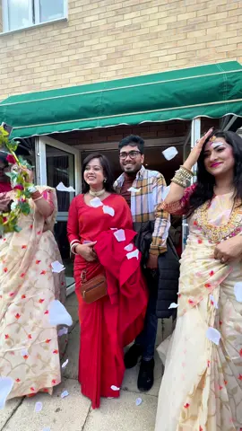 অভিনেতা জামিল & মুনমুনকে স্বাগতম জানালাম কোথায়? London নাকি United Kingdom😎🤣😁 ##foryouシ##viralreelsシ##foryoupagereels ##foryoupageシ #london