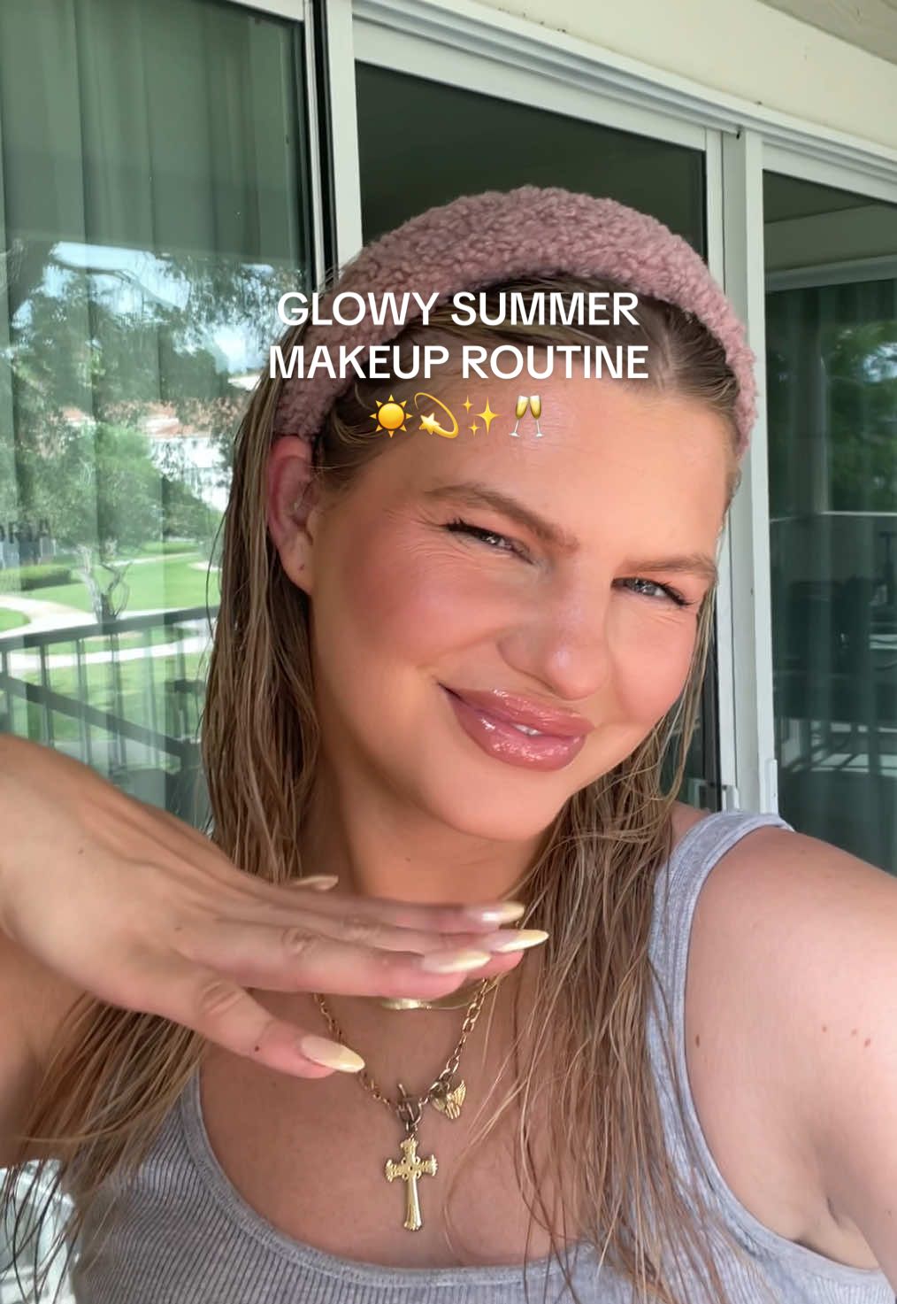 my glowy summer makeup that will not move all day — the trick is to set your makeup with @ONE SIZE BEAUTY powder & setting mist ✨ #glowymakeuptutorial #summermakeuproutine #sweatproofmakeup #glowyskin @Charlotte Tilbury @Rare Beauty @NARS Cosmetics @rhode skin @Tower 28 Beauty @elfcosmetics @Saie 