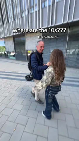 Der beste am Schluss alles nur aus joke ja 🙃 #joke #uni #bielefeld #unibielefeld #dabbingup #trend #fame #fy ##fyp##fyppppppppppppppppppppppp##joke##funny##nrw##duo##trending##tralala##tungtunggang