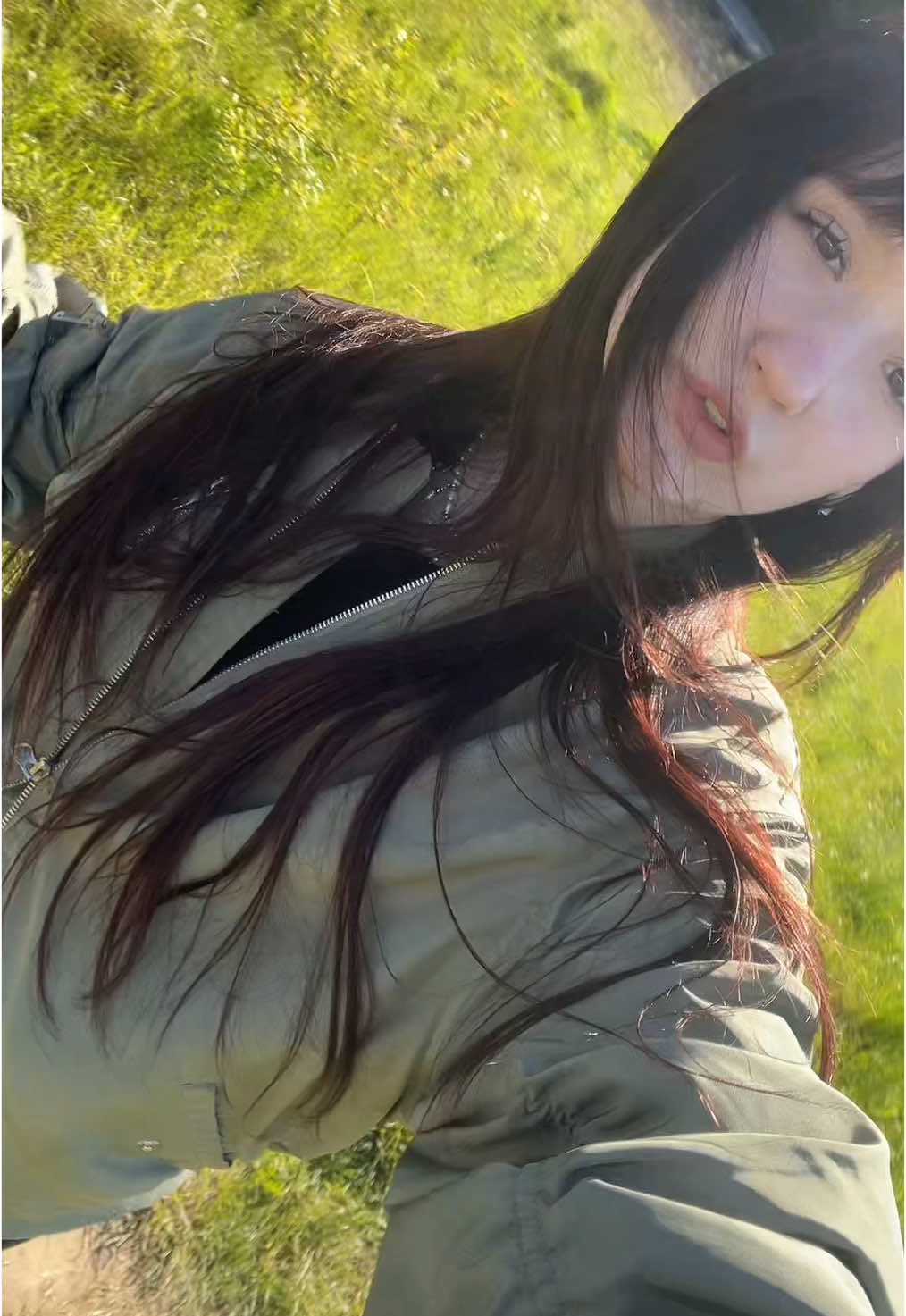 she in school but its cool #ikona 