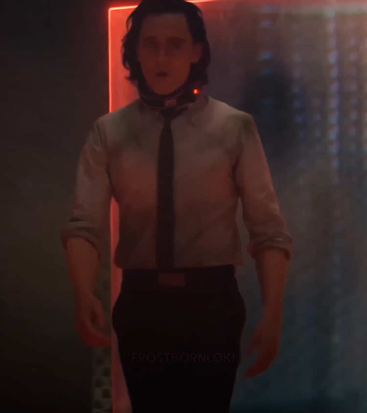 tom hiddleston the man you are. scp: @sorceresscenes #lokilaufeyson #tomhiddleston #loki #lokiedit #foru #fyp #marvelstudios #lokifriggason #lokiodinson #blowup? 