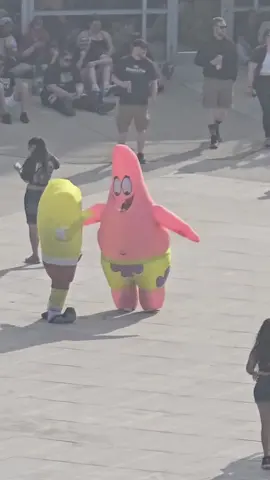 The bands weren't the only entertainment #sonictemple2025#spongebob 
