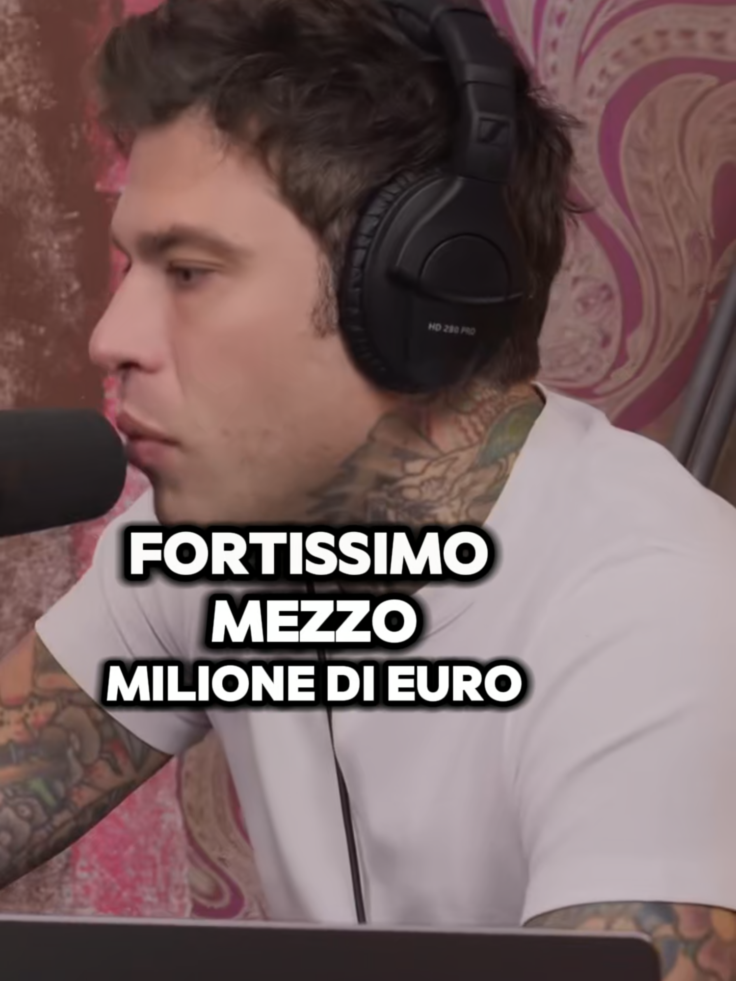 quanti #soldi servono per un #videoclip @fedez @marracerbero @lebonwski.official #ranch #album #pulppodcast #perte #musica #salmo #2025 #rovazzi #jax