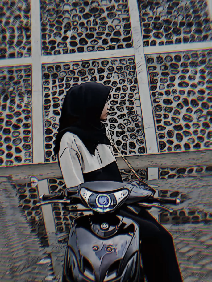 punya pacar stecu pol wkwk . . #capcut #fyp #trending #miosmile #mioproper #miomodifikasi #yamaha5tl #miobucin #cinematikmotor #foryou 