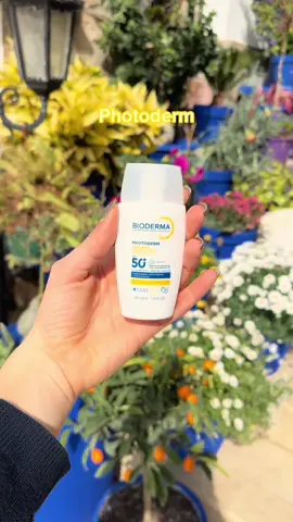 ☀️ Exposition = protection ! Café en terrasse, balade en ville, déjeuner au soleil… pense à ton Photoderm XDEFENSE SPF50+ 🧴 À réappliquer toutes les 2h #PhotodermXDefense #SPFCheck #Bioderma