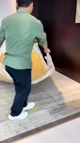 Looks like a mattress… but turns into a luxury inflatable sofa! 🛋️#shorts #wow #fyp #viral #genius #foryou #tiktok #Innovation 