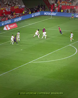 pedriii the best midfielder rn?😍🪄 #pedri #barca #hfortae #fcbarcelona #smooth #aftereffectsedits #quality #pedrigonzalezedit #edit #4k #footballedit #goviral #magic 