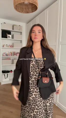 trouvée sur vinted 🤎 #OOTD #outfitideas #outfitinspo #outfitinspiration #outfitoftheday #ootdinspo #TikTokFashion #perfectdress #leoparddress 