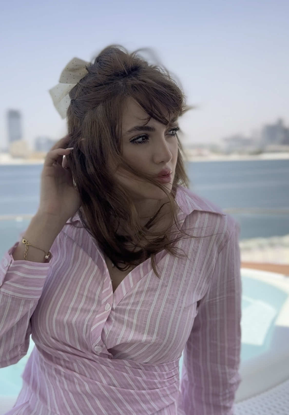 جو البنت التركية😂😂 #ola_chacha #الشعب_الصيني_ماله_حل😂😂 #trending #trending #dubai🇦🇪 #fashion #pink #dress #swaida 