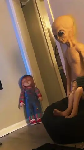 Funniest 😂😂#scareprank #scarecam #fun #sofunny #jumpscare #relax #entertainment #sofunny #funnymoments #trending #viralvideo #fyp 
