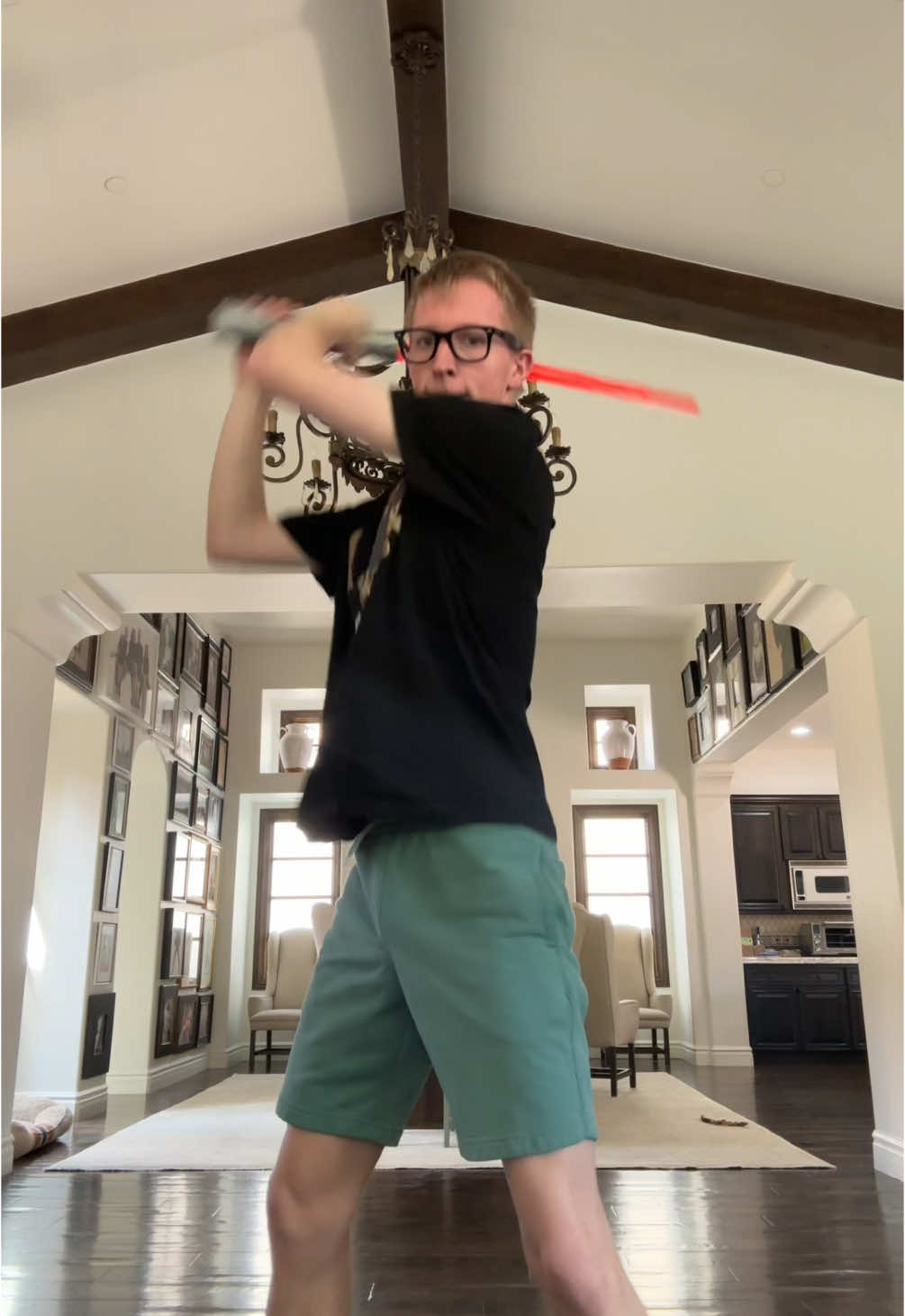 YES! THIS LIGHTSABER AUTO RETRACTS!!! #darthvader #powersaber #starwars #lightsaber #fyp 