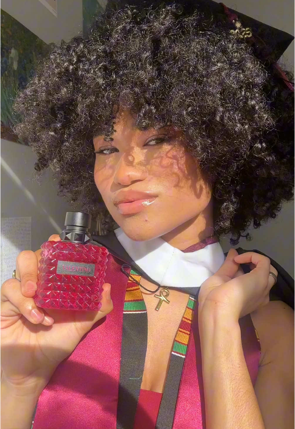 a new era calls for a new obsession <3 @Valentino.Beauty  #BornInRoma #scentofanewchapter #giftedbyvalentinobeauty @sephora 