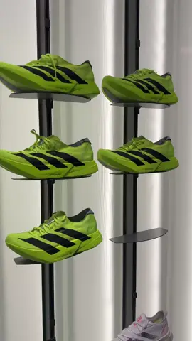 ADIZERO PRO 4 Hijau Lucid Boleh oder skrg tekan link di bio. #adidas #japan #runnings 