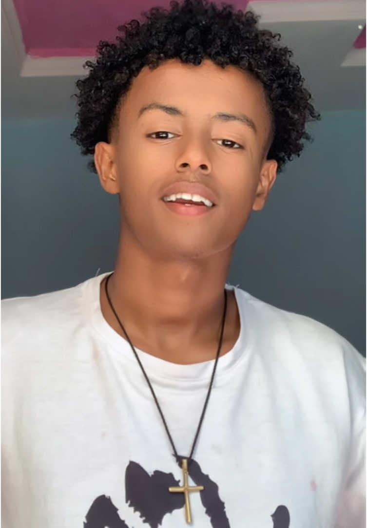 ሁሌ መኮሳተር ለመደብሽ እንዴ #ethiopian_tik_tok🇪🇹🇪🇹🇪🇹🇪🇹 #adamatiktoker #viralvideos #habshatiktok #fypシ゚ 