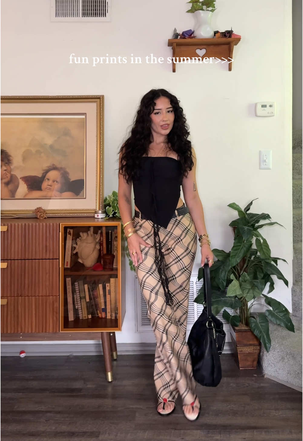 fun prints is the best way to make summer outfits more interesting! ☀️  • top from @Tiger Mist  • bottoms from @I AM GIA  • heels from @Kitteny  • bag is vintage Brighton  #summeroutfit #outfitinspo #outfitideas #stylingprints #iamgia #summerstyle 