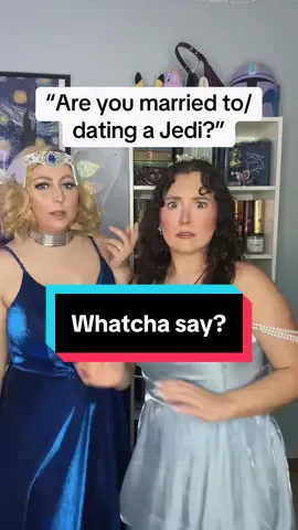 Next question please😳😬 @Ari (Bryce’s Version) #padme #padmeamidala #padmecosplay #satinekryze #satinekryzecosplay #starwars #starwarscosplay #maythe4th 