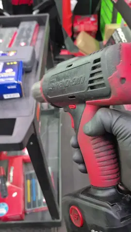 la deuda eterna Snap-on por siempre, #mechanic #mecanico #mecanica #mecanicadiesel #diesel #camion #truck #motor #paratupagina #fouryou #viralvideo #tiktokviral #fyp #herramientas #tool #snapon 