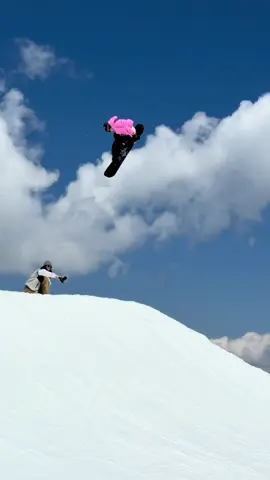 The gang at @Kitzsteinhorn  #NitroGoodTimes #nitrosnowboards #snowboarding #Snowboard #fyp #summersnowboarding 