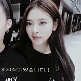 visual queen anna. | scp: @addy :) |  #yunjinurs #meovv #anna #tanakaanna #edit 