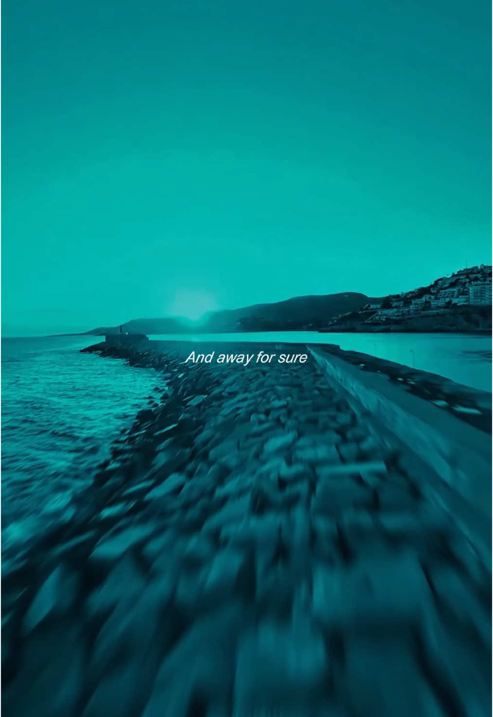 Spotify playlist in my bio 💙#avafamy #twooceansinbetweenus #lyrics 