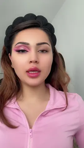 🩷💖 دوست دارین آرایش بعدی به چی رنگ باشه 🥰🥰 و نظر تانه برم کامنت کنین #glamby_razma  #pinklook 