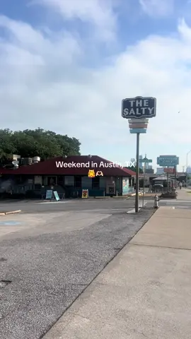#austintx #austinlivemusic #saxonpub #austindrinks #austinfoodie 
