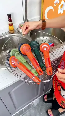 Multi-Functional Liquid-Filled Cleaning Brush 🧽💧 Make dishwashing faster and easier with this long-handle brush that comes with a built-in liquid dispenser! Just fill it with soap, press, and scrub — no mess, no hassle. Save time, clean smarter! 🛒 Shop Now: linktr.ee/stafuly  #kitchenitems #brush #shop #losangeles
