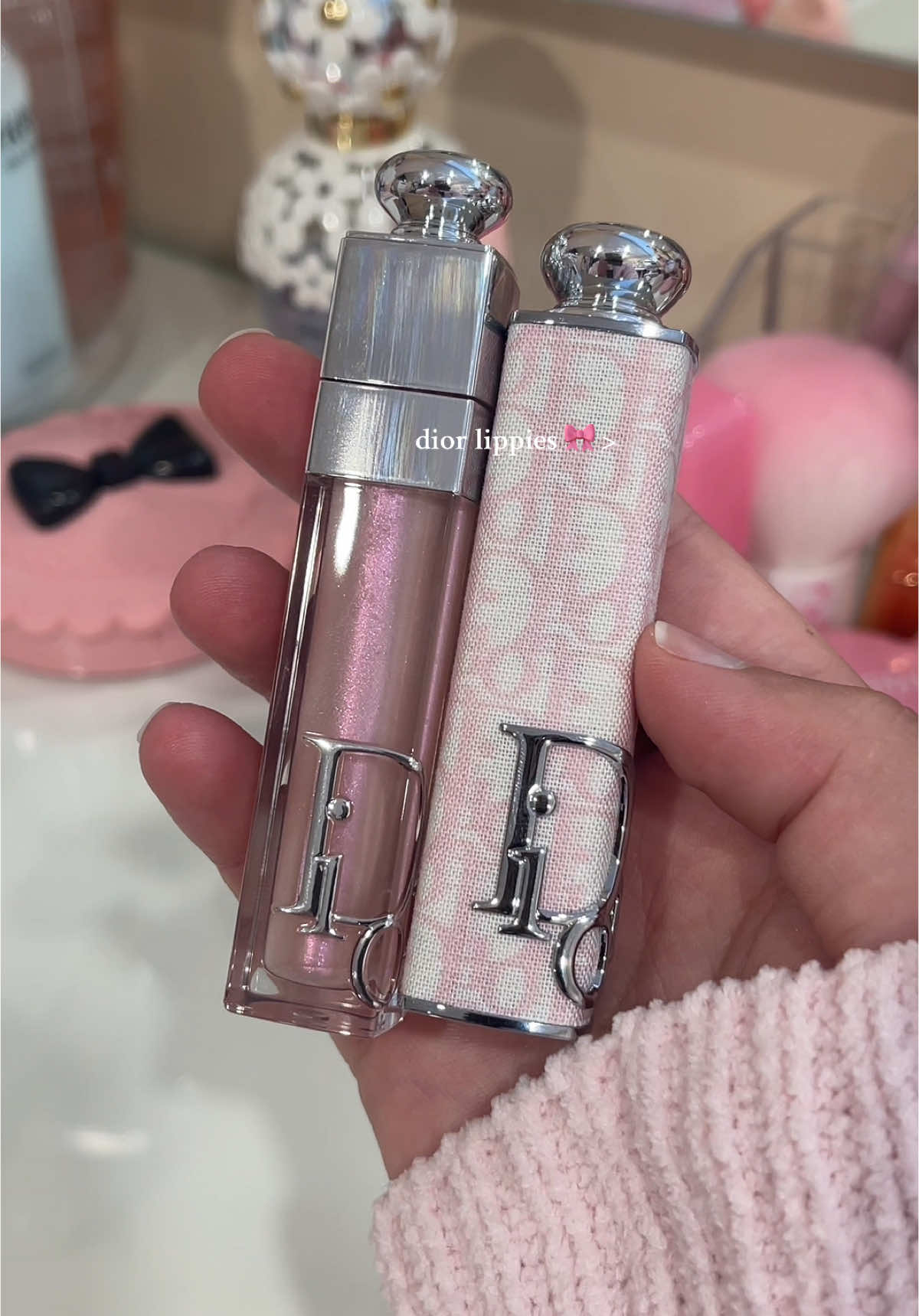 my fav color is pinkkkk 🎀 @Dior #fyp #pinkaesthetic #dior #diorlipstick #diorbeauty #aesthetic #beauty #makeup 