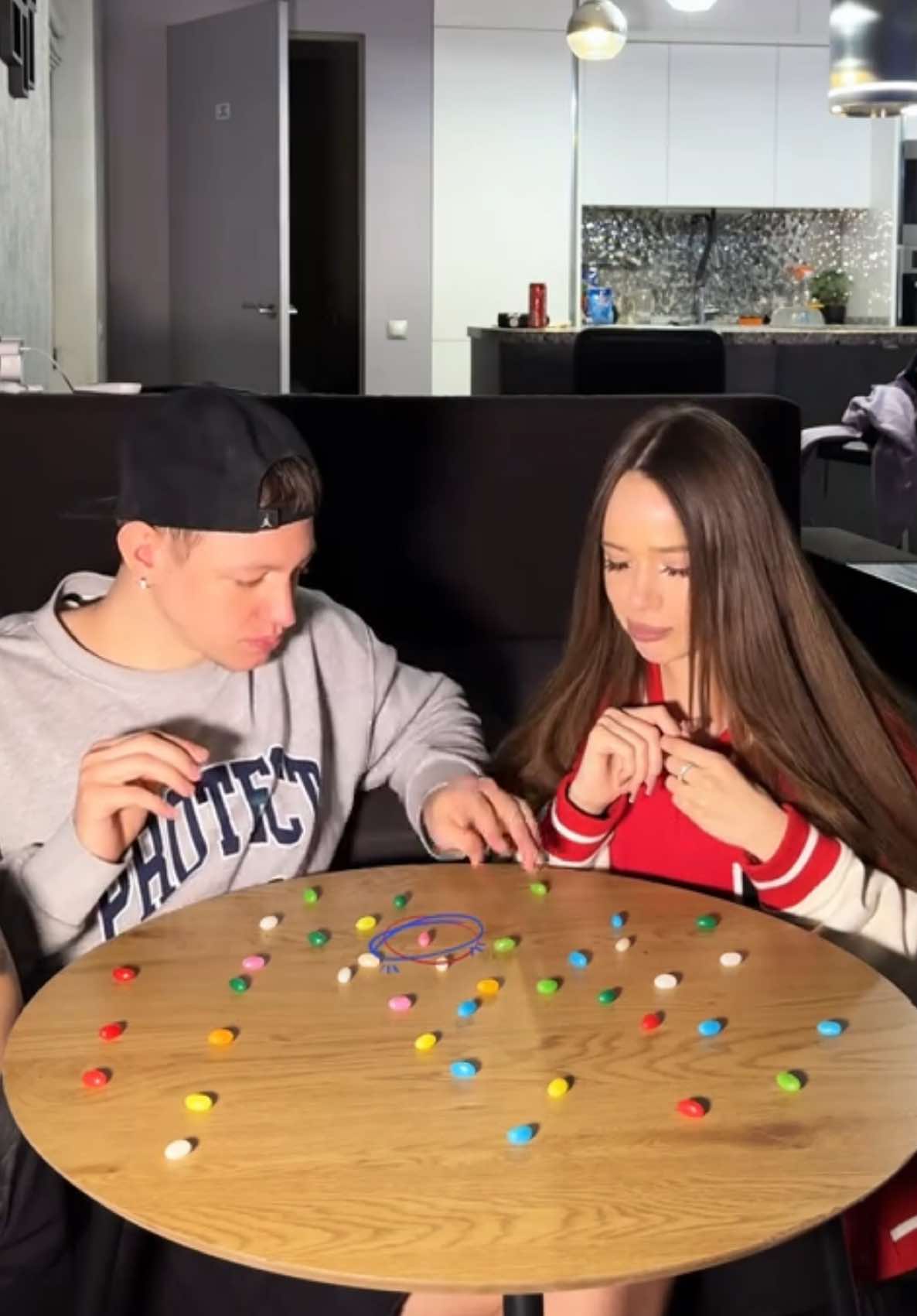 Who win?🤣