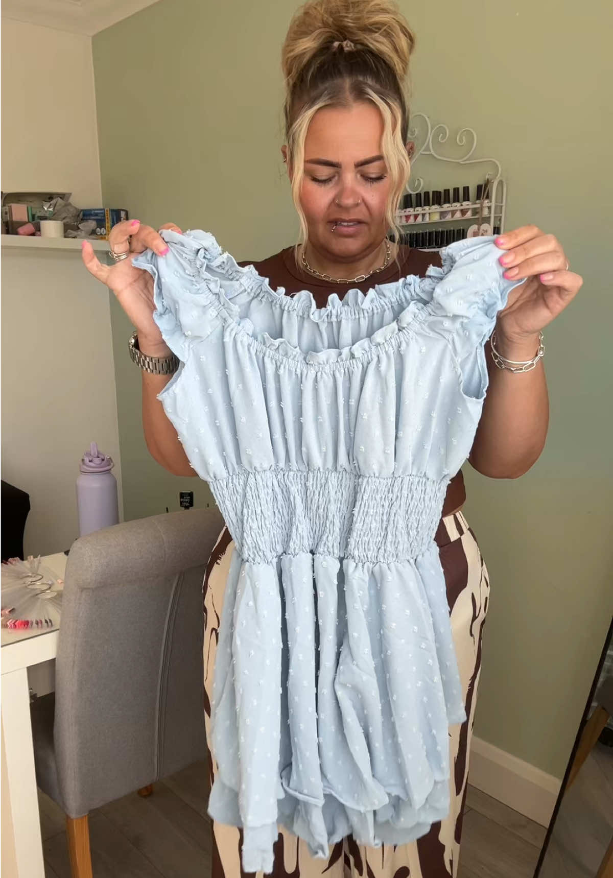 I feel so girly! #plussize #curvygirlcommunity #size18fashion #playsuit #ifeelgirly 
