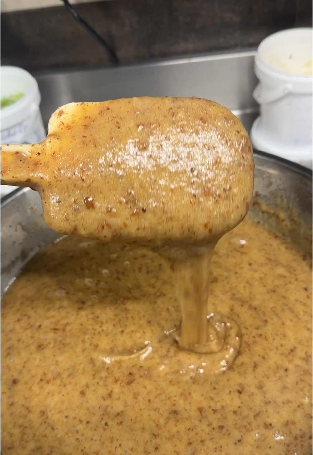 Como fazer Financier🇫🇷   Ingredientes: -170g manteiga noisette -170g claras de ovo -55g farinha de trigo -150g farinha de amêndoas -250g açúcar de confeiteiro  #financier #bolo #franca 