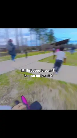 PAINT THE TOWN RAINBOW BEEP BEEP #milliebobbybrown #fy  #relatable 