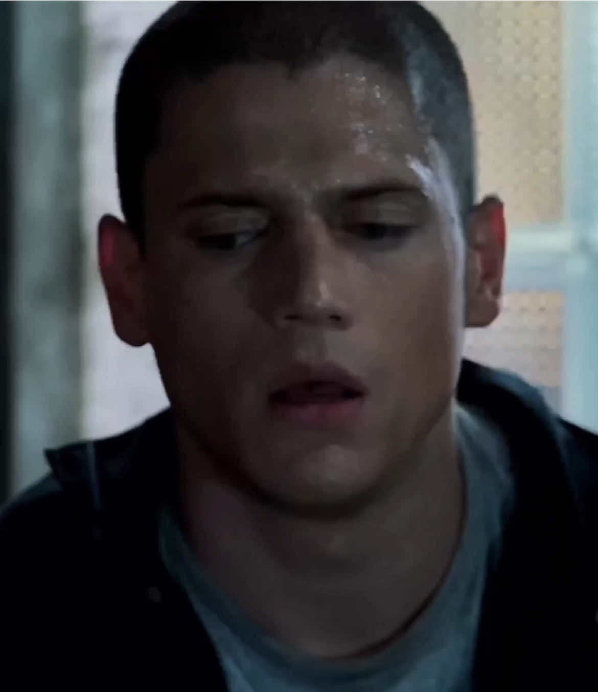 shake it to the max #prisonbreak #prisonbreakedit #michaelscofield #michaelscofieldedit #tvshow #tvshowedit #fyp #foryoupage #viral #edit #dontletthisflop #kwamvsp 
