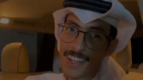 لا خاطري طايب و لا بالي هدى . منشن؟   #شريان_الديحاني #تيم_المصممين #جـــٓـفـَـا 