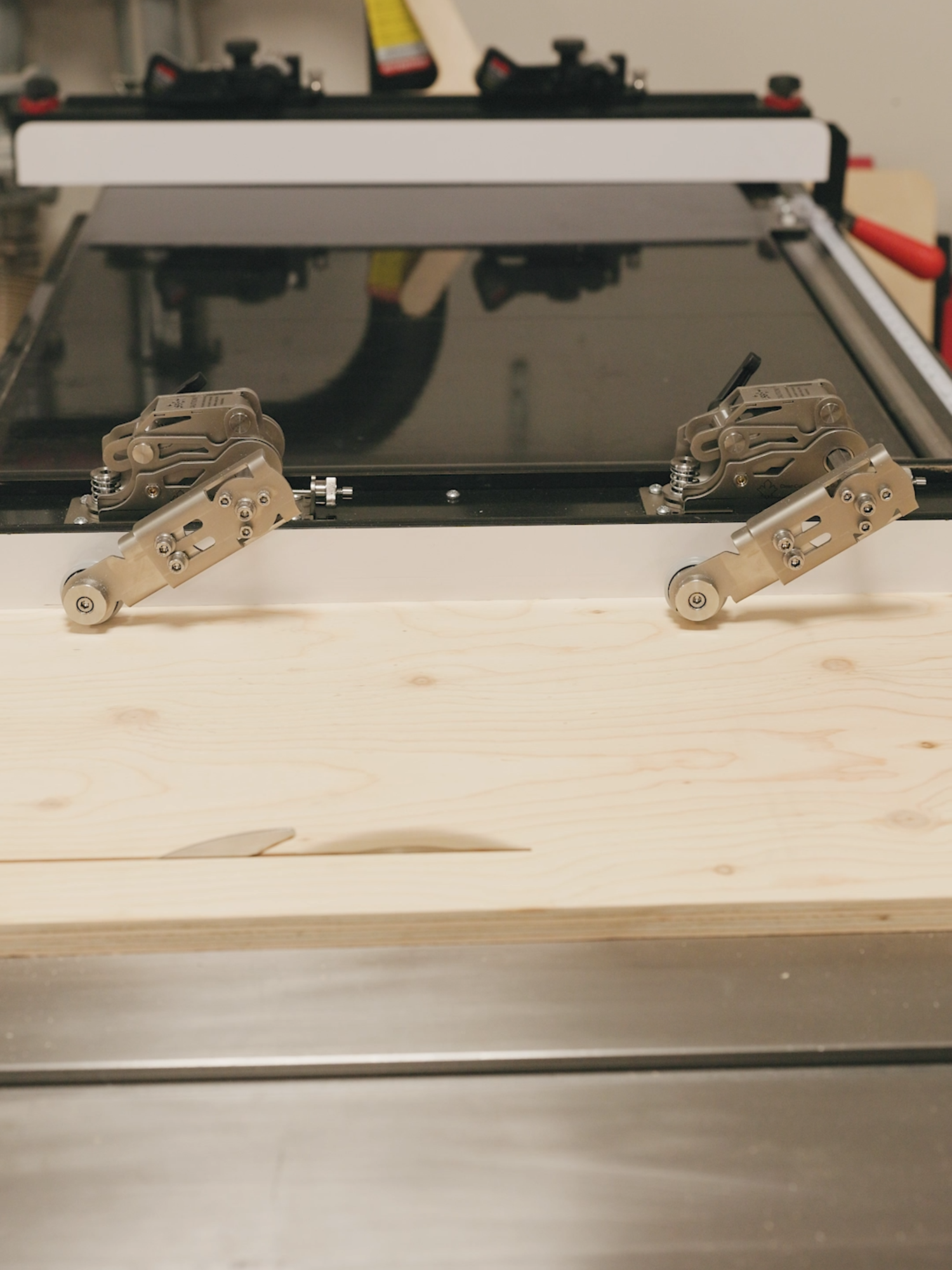 Who knew these could transfer this fast from saw to saw! The Clear-Cut STS Stock Guides are made to mount to Jobsite Saws, Contractor Saws and Cabinet Saws! The versatile mounting plates make transitioning your guides from one saw to another SIMPLE. Perfect for those who have a shop at home and a table saw on-the-go!  #woodworking #diy #contractor #construction #woodshopjunkies