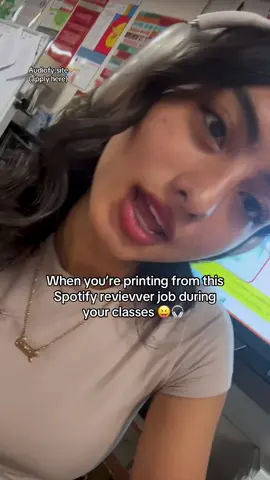 Classes are boring 🥱 #musicislife #classroom #songlyrics 