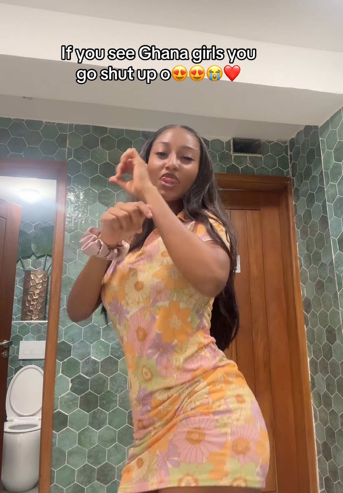 Sorry but we fine asf🫢💗 #christinekludje #fyp #fypシ゚ 