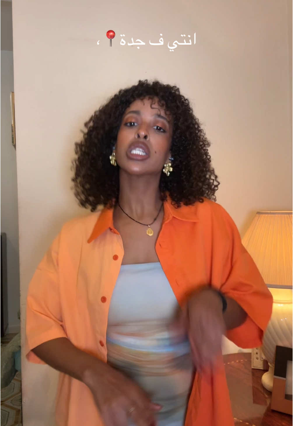 نو تايم تو ويست يا بنات جدة! 😏 استناكي ننبسط، و نحرق سعرات سوى🫰🏽 الحقي على التسجيل الان عبر الرابط فوق في البايو 💃🏽 #Zumbawithfiori #Afrowithfiori #JeddahDance #ZumbaJeddah #AfrobeatsJeddah #زومبا_جدة #رقص_افرو #ZumbaKSA #AfrobeatsKSA #فوري_زومبا #letsconnect #dm #bio #afrowithfiori  #بنات_جده #افرو_دانس 