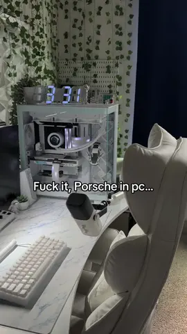 Follow for more setup content / tips - White Porsche inside of a gaming pc? #setup #gaming #pc #porsche #911 #gt2rs  #whiteporsche #GamingSetup 
