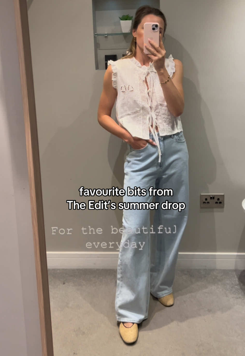 Inlove with these jeans @The Edit Boutique UK  #widelegjeans #palazzo #palazzojeans 