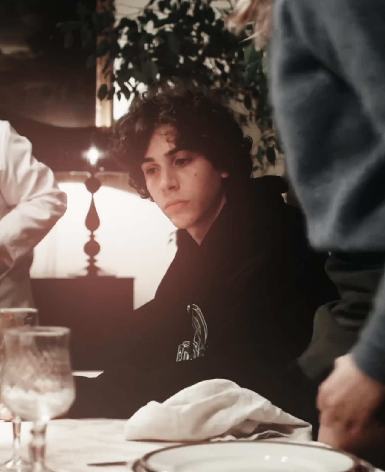 you keep me under your spell                 cc j6nn1ferss #mirkotrovato #brandodesantis #brandodesantisedit #mirkotrovatoedit #babynetflix #babynetflixedit #babynetflixedits #foryoupage #foryou #fyp 