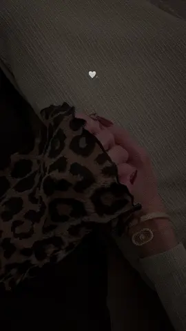 هـي دايما معي اختي دايما مـــعي ما تتركني ✨🤍🥹. @  #CapCut 
